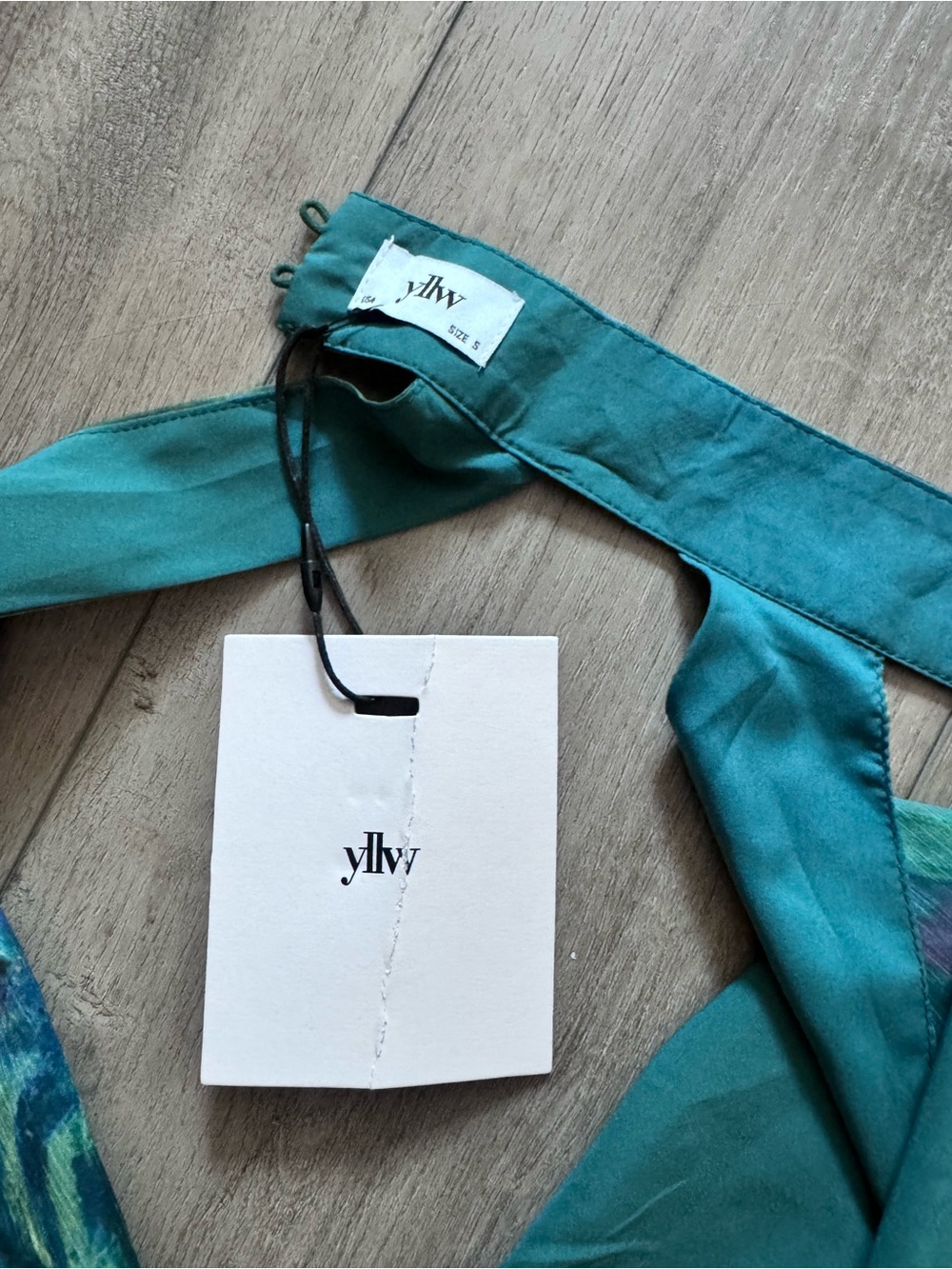 Halter Keyhole Maxi Dress in Green and Blue Marble - Picture 4 of 16